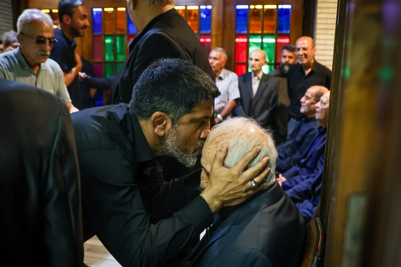 تصاویر؛ متن و حاشیه بزرگداشت زنده‌یاد «عبدالله موحد»
