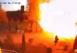 نجات باورنکردنی از انفجار 