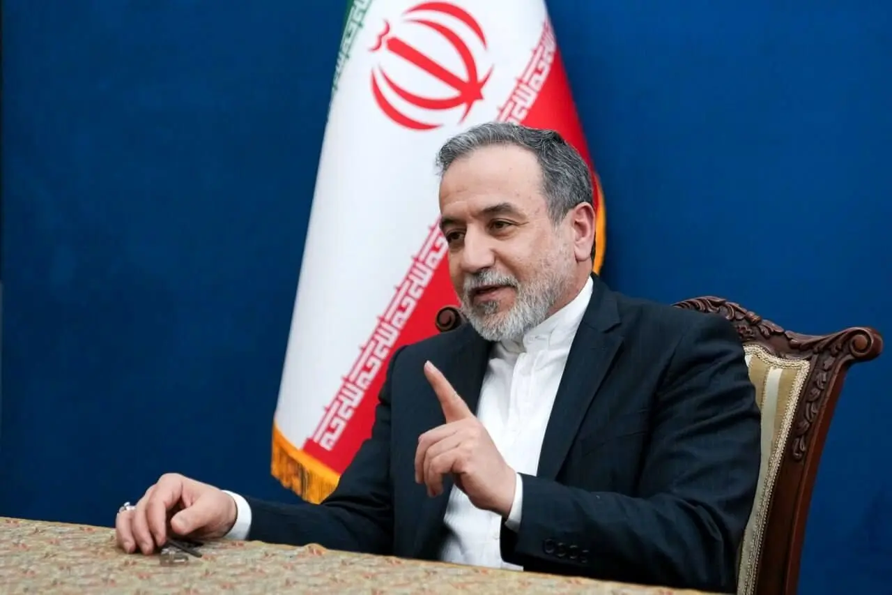 هشدار عراقچی به وزیر خارجه انگلیس
