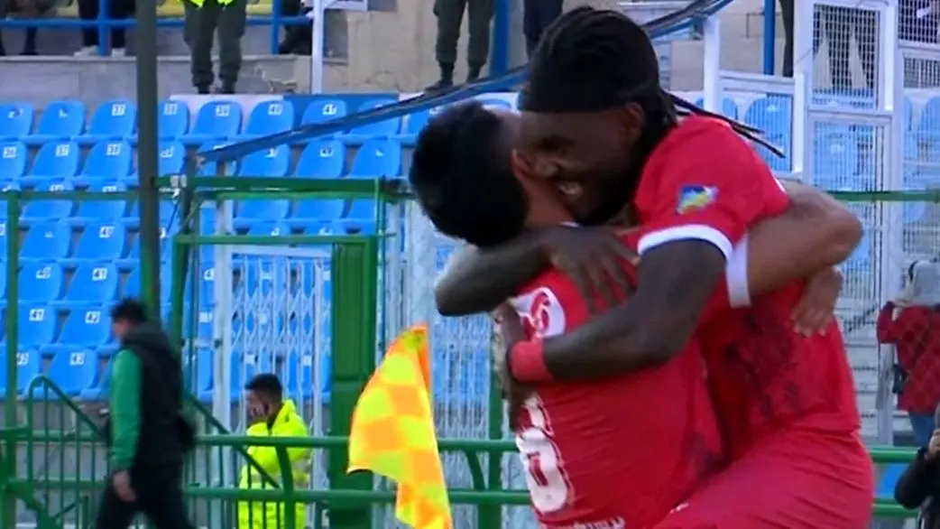 ببینید؛ گل اول پرسپولیس به آلومینیوم توسط بیفوما دقیقه 3