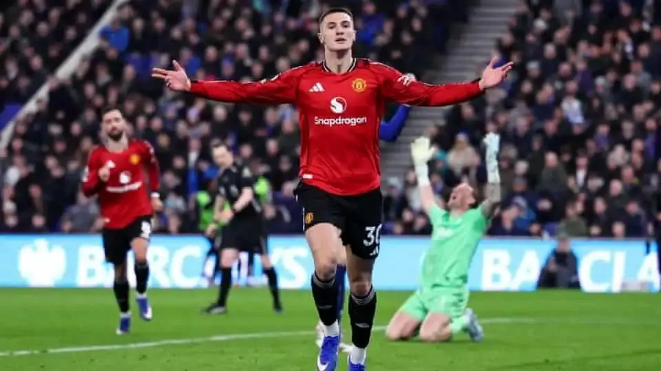 ببینید؛ خلاصه بازی اورتون 0 - منچستریونایتد 1
