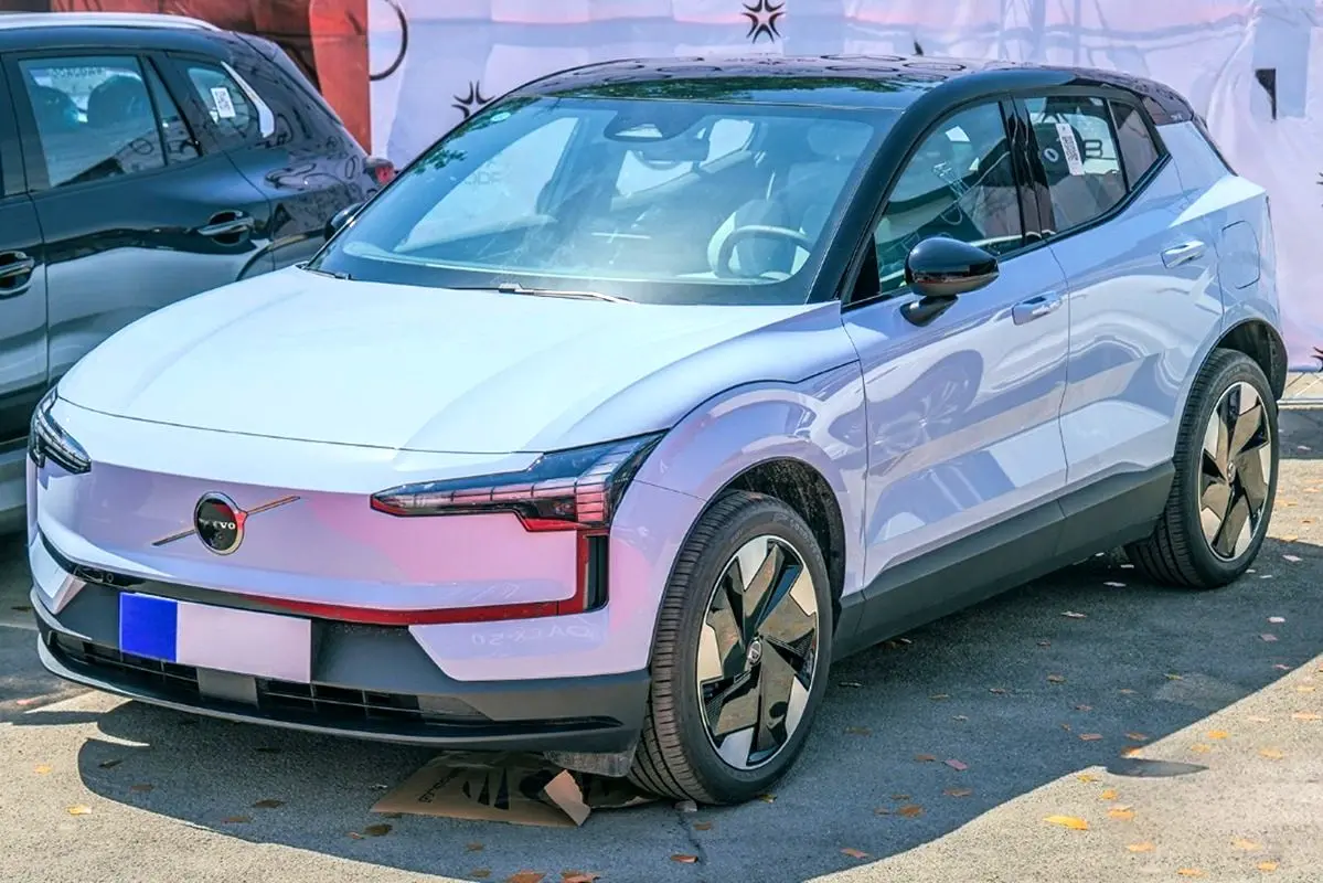 ولوو EX30 برقی؛ کوچک اما گران