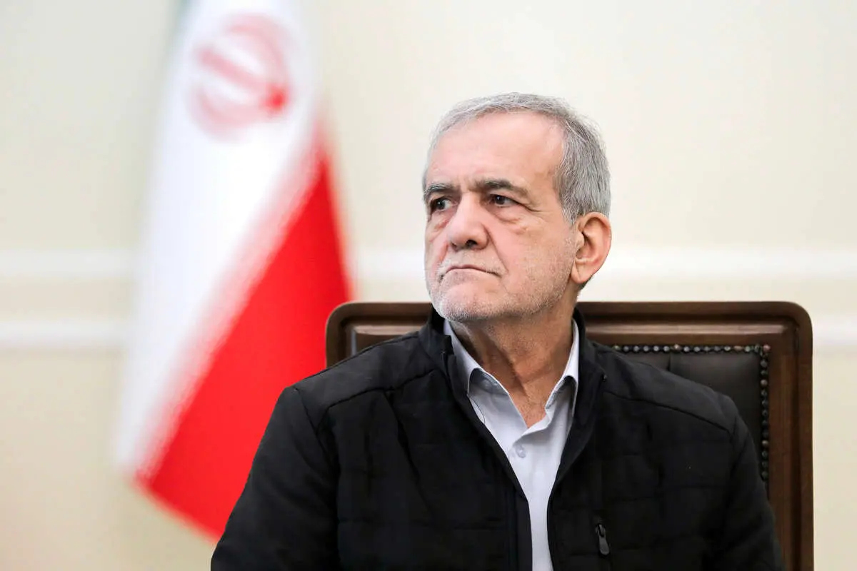 کیهان: چرا تهران را تخلیه کنیم؟ اصلا باید کشور را خالی کنیم!