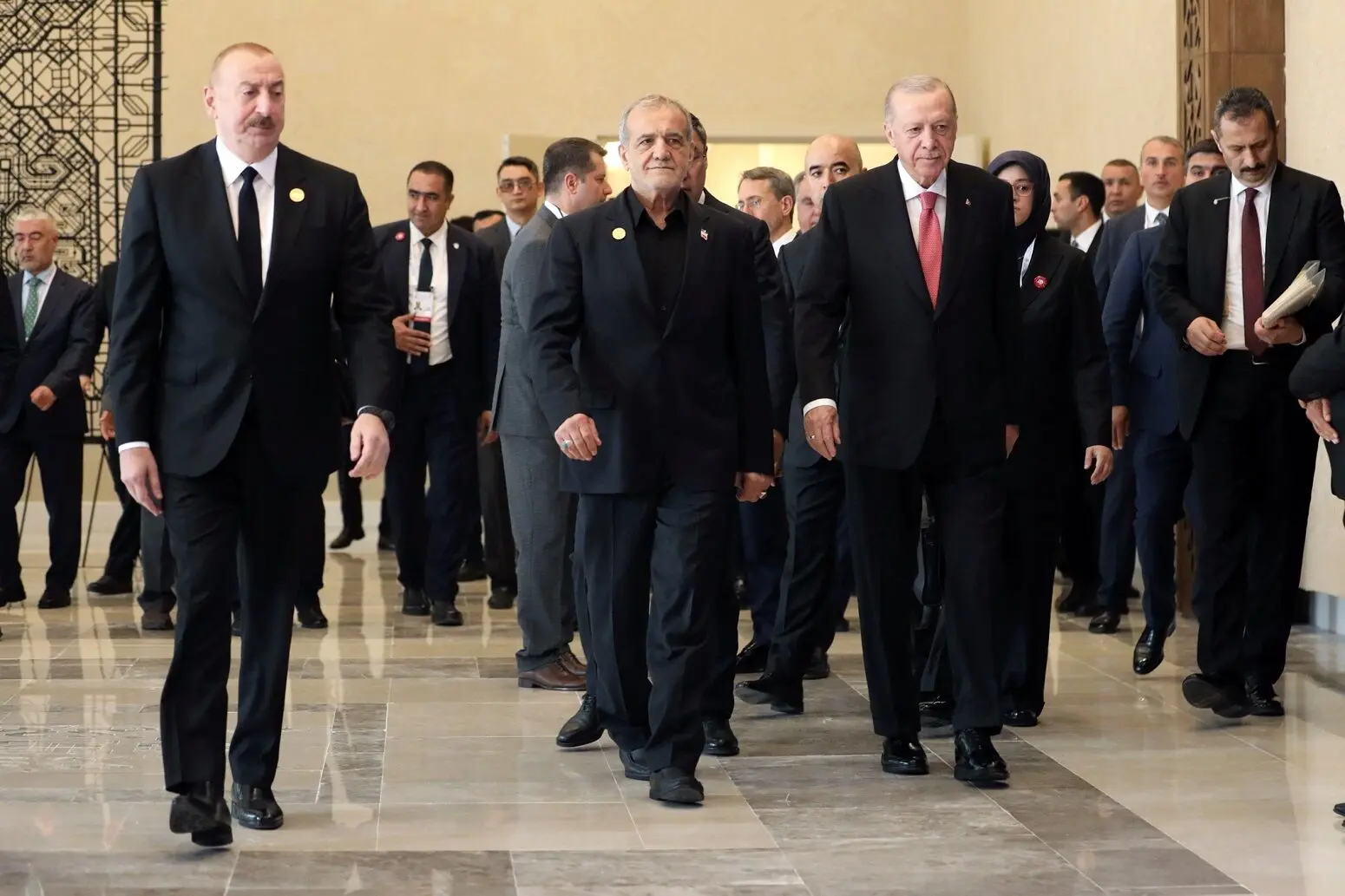 عکس؛  پزشکیان، اردوغان و علی‌اف در یک قاب