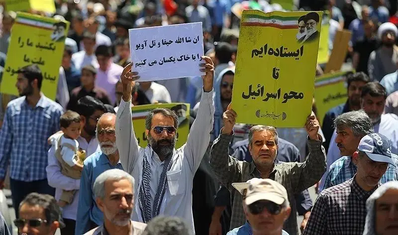 بیعقلی با رجزخوانی تفاوت بسیار دارد؛ چند جمله خطاب به آنهایی که میگویند ما مثل روشنفکرها بیغیرت نیستیم