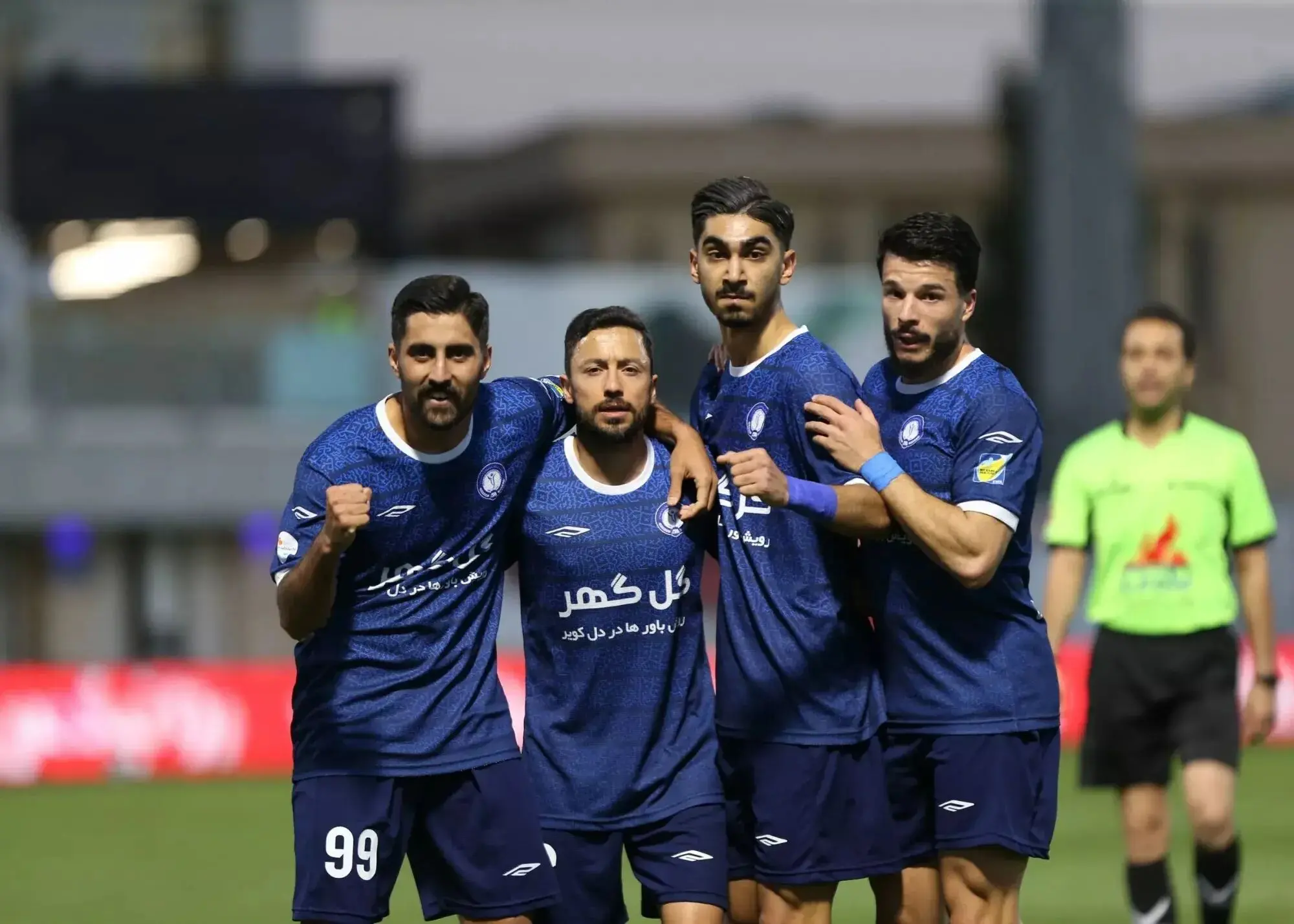 رکوردشکنی گل‌گهر مقابل پرسپولیس؛ اولین برد تاریخی!