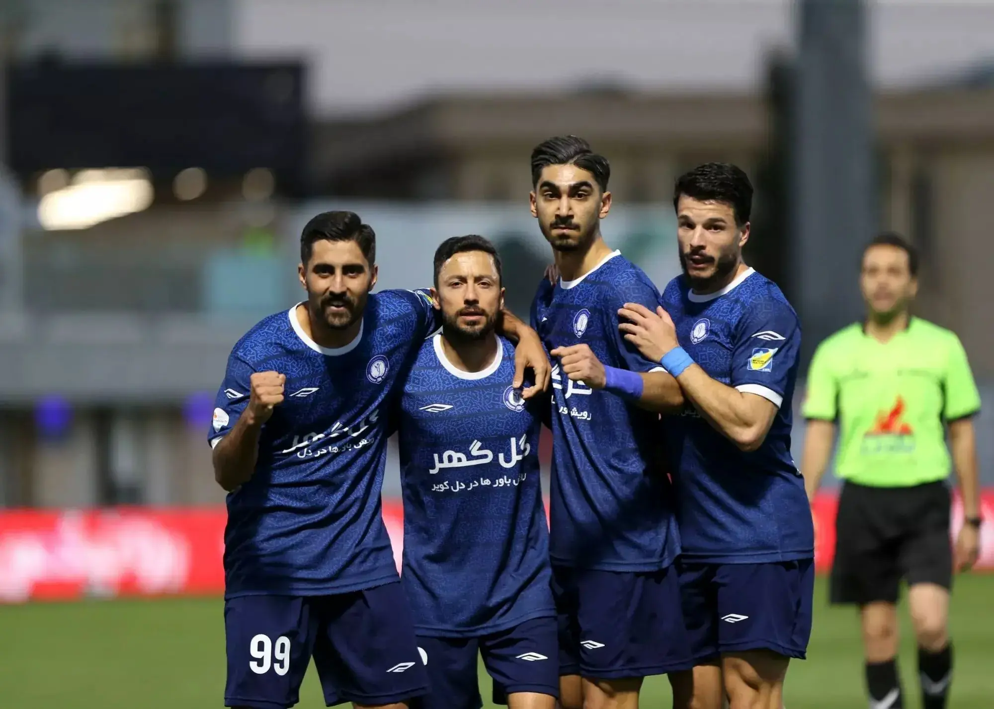 رکوردشکنی گل‌گهر مقابل پرسپولیس؛ اولین برد تاریخی!