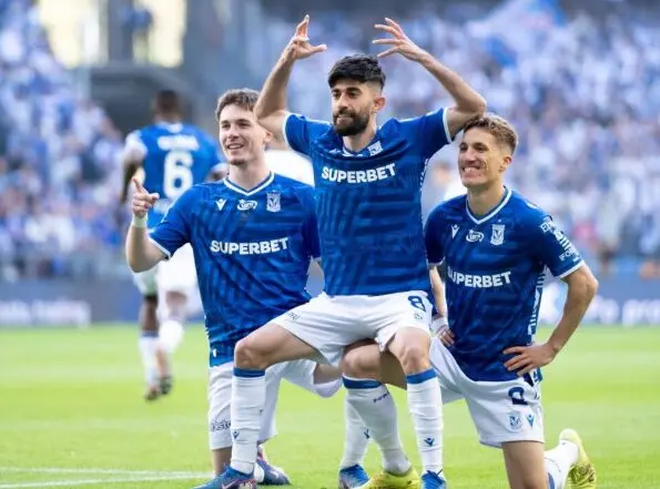 شروع مذاکرات با گزینه مدنظر پرسپولیس
