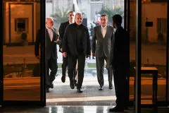 وزرای کابینه پزشکیان از تجربه عطا‌الله مهاجرانی بیاموزند