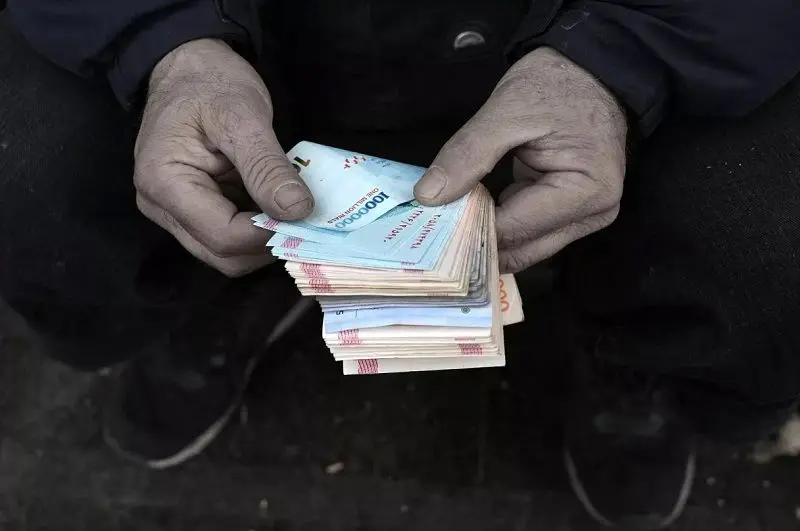 مسئولیت جدید بانک مرکزی؛ جمع‌آوری اسکناس‌ از کف بازار