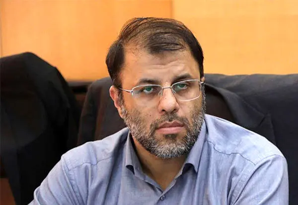 انتقاد تند یک نماینده مجلس به برخی سفارت‌خانه‌ها/ محل گذران دوران بازنشستگی شده‌اند!