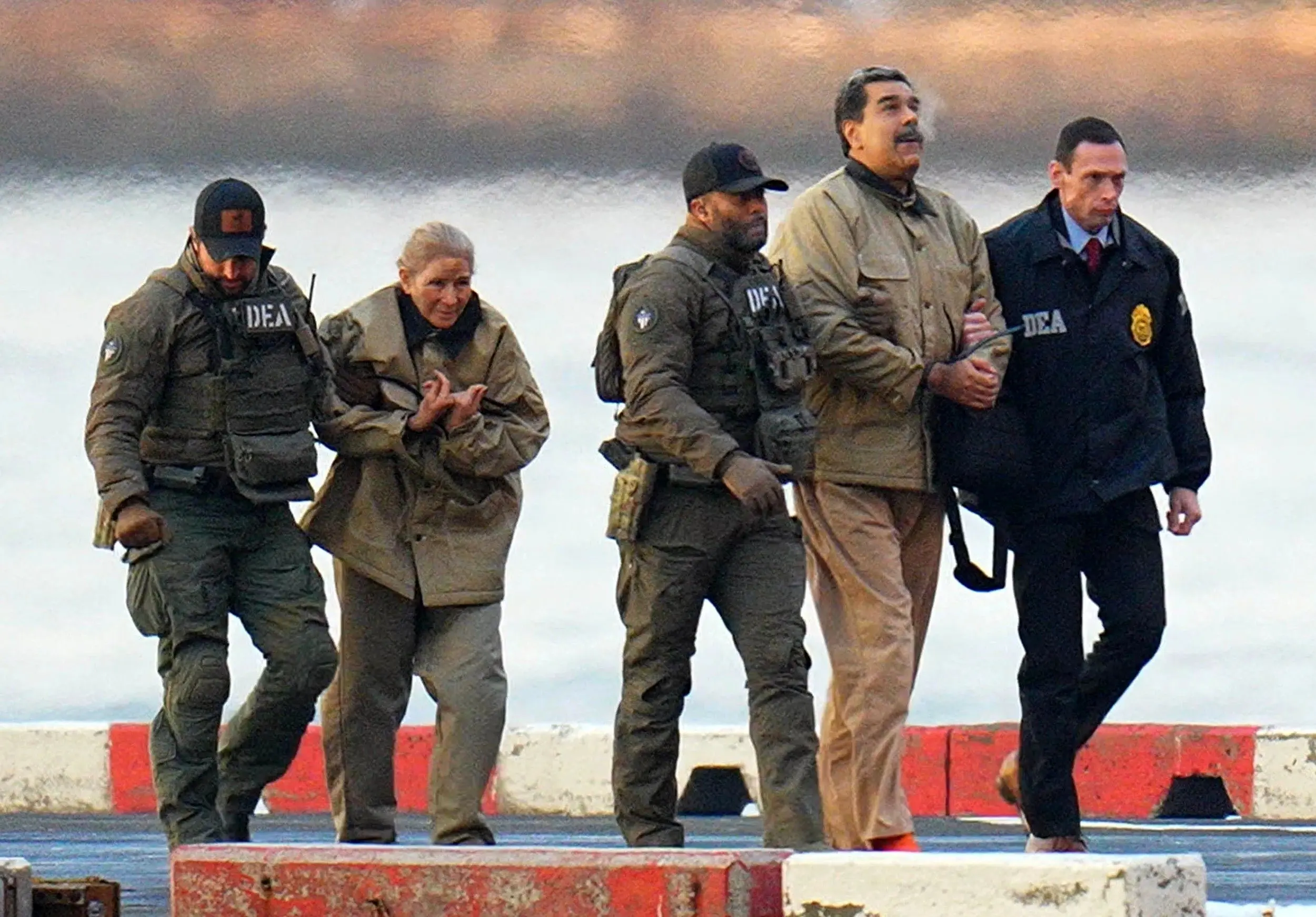 ​مادورو در جلسه تفهیم اتهام: من اسیر جنگی هستم

