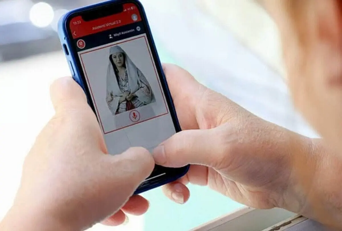 آلبانی از وزیر هوش مصنوعی باردار رونمایی کرد!