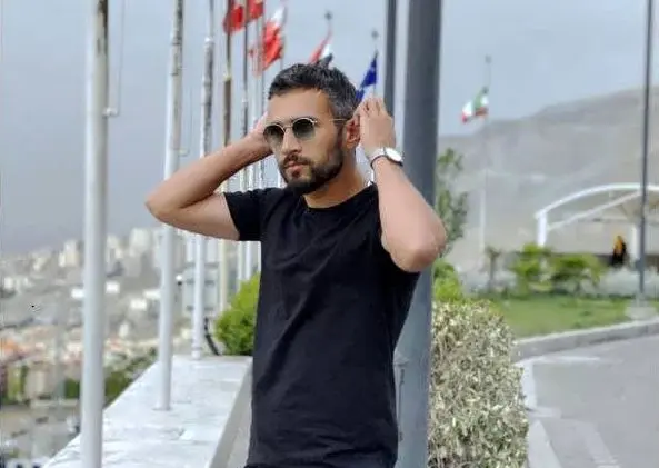 تصویر؛ ملاقات مهاجم استقلالی با ستاره سابق بارسلونا
