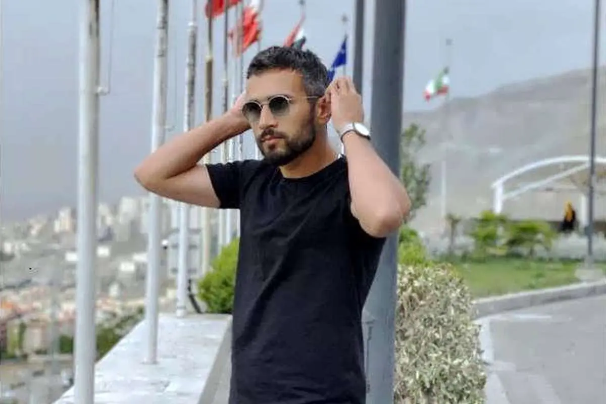 تصویر؛ ملاقات مهاجم استقلالی با ستاره سابق بارسلونا