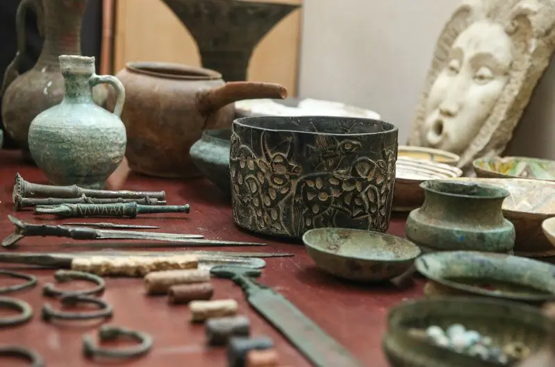 قاچاقچیان آثار تاریخی چرا آزاد می‌چرخند؟