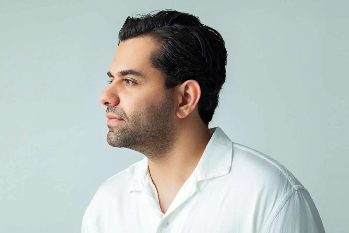 «چه کنم» با صدای «رضا بهرام» منتشر شد