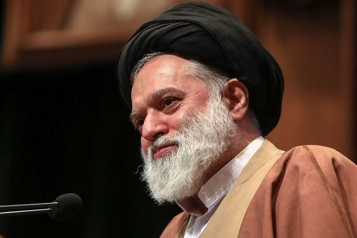 تصویر؛ فرزند ارشد رهبر شهید و فرزندان آیت‌الله سیستانی در یک قاب