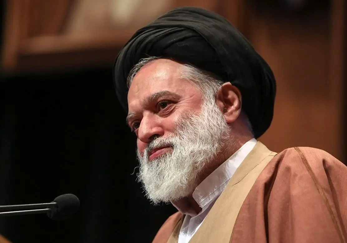 تصویر؛ فرزند ارشد رهبر شهید و فرزندان آیت‌الله سیستانی در یک قاب