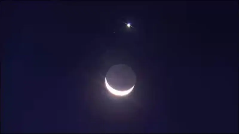  آسمان اکتبر 