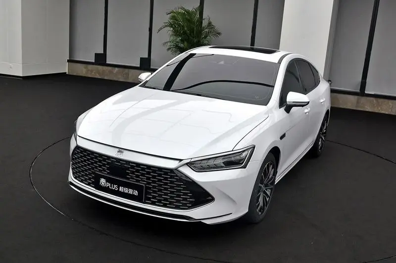 بی‌وای‌دی چین پلاس