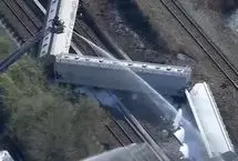 واژگونی واگن‌های قطار حامل مواد خطرناک در نیوجرسی آمریکا