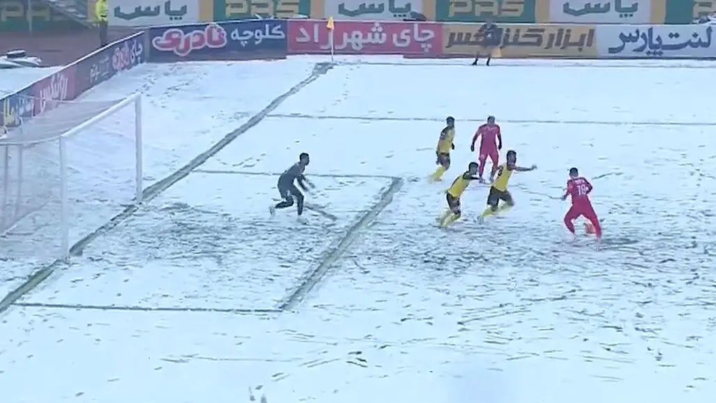 ببینید؛ گل دوم پرسپولیس به سپاهان توسط سرگیف دقیقه 72