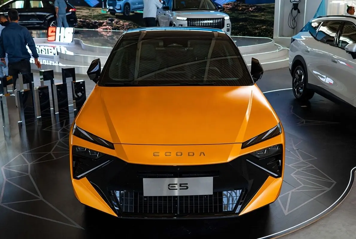 اکودا E5؛ با جانشین جدید ام‌وی‌ام X33 کراس آشنا شوید