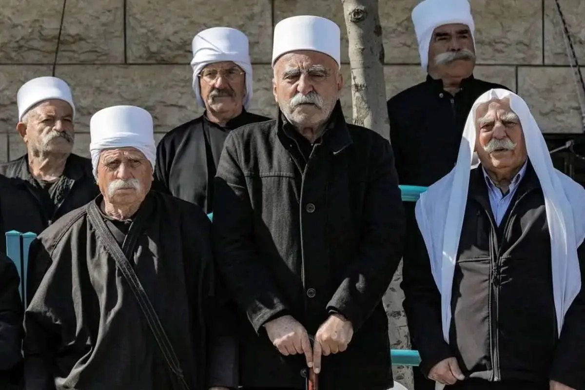 رهبر دروزیها توافق با تحریرالشام را تایید کرد