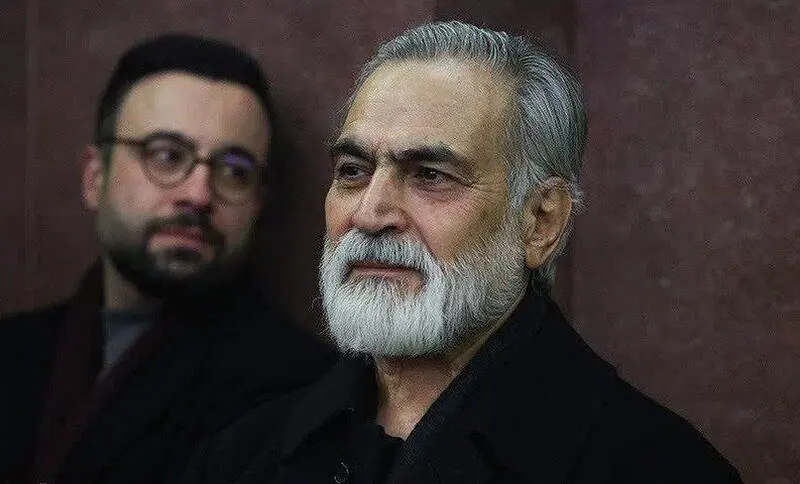 حسین فریدون