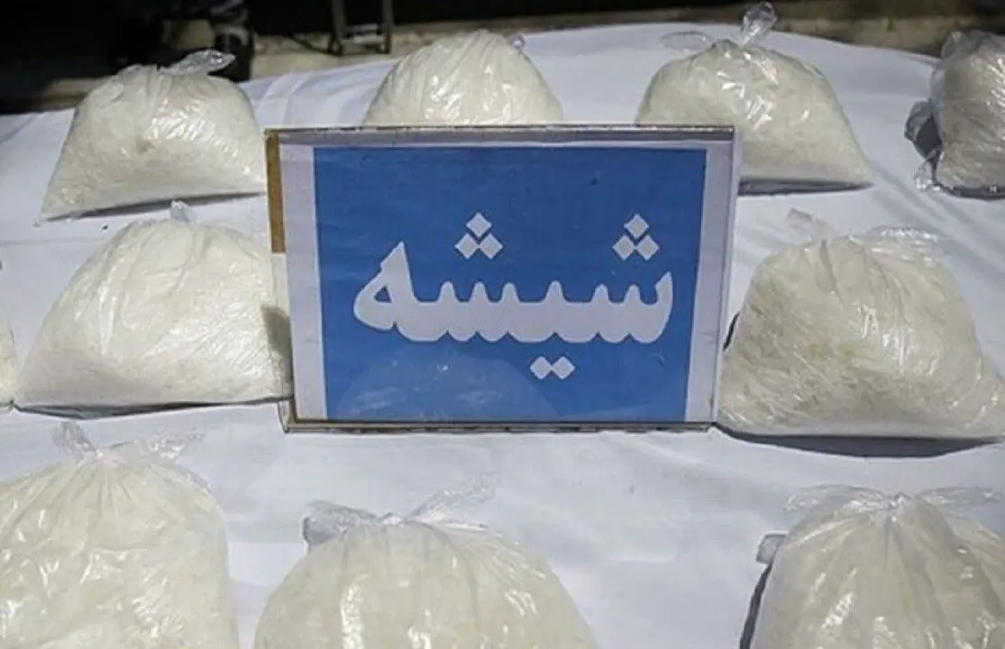 کشف ۷ کیلو شیشه از یک اتوبوس اسکانیا 