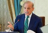 شهباز شریف در مراسم رهبر شهید ایران شرکت می‌کند