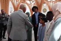 بازدید پادشاه انگلیس از نخستین مسجد دوستدار محیط‌زیست 