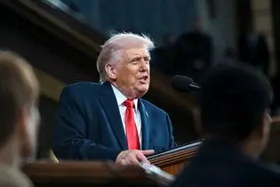 حمله آمریکا به ایران؛ آیا ترامپ بلوف می زند یا واقعاً ماشه را می‌کشد؟