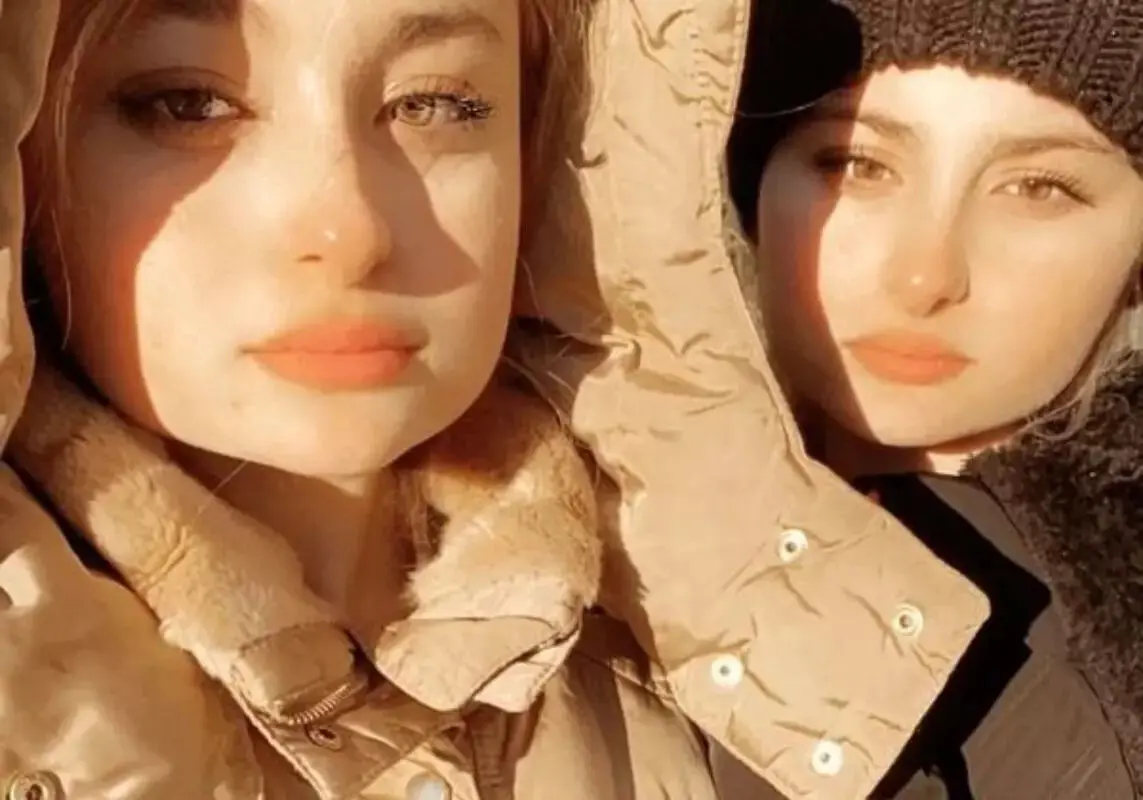 سارا و نیکا سریال پایتخت در شب یلدا