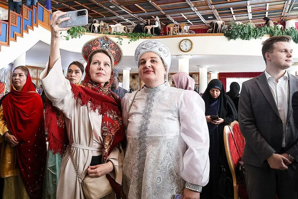 تصاویر؛ بازارچه دیپلماتیک وزارت امور خارجه