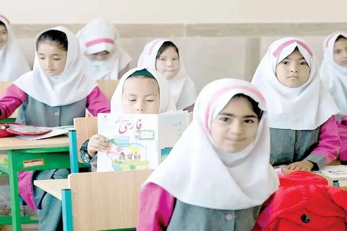 مدیر مدرسه گفت «به خراب‌شده خود برگردید»/ گزارشی وضعیت دانش‌آموزان افغانستانی

