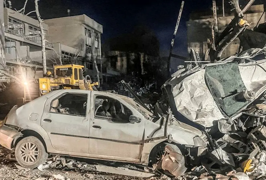 تصاویر؛ کلانتری ۱۰۴ عباس آباد بعد از حمله موشکی