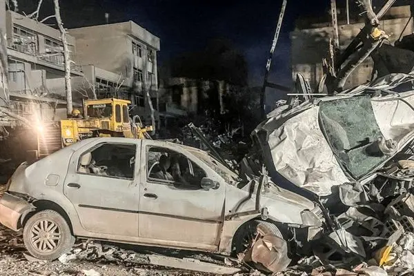 تصاویر؛ کلانتری ۱۰۴ عباس آباد بعد از حمله موشکی