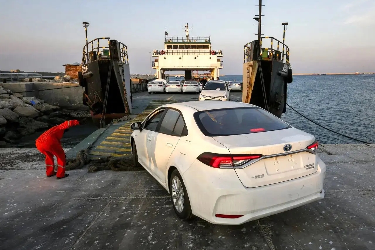 دو شاسی‌بلند انگلیسی به ایران می‌آیند