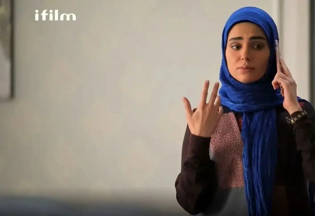 استایل سرخابی «آفرین» سریال آنام