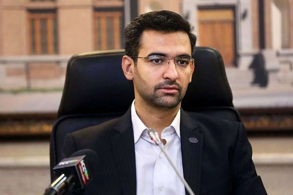 واکنش آذری جهرمی به اعتراضات: یک نفر بی‌پرده با رئیس جمهور صحبت کند
