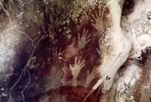 کشف نقاشی ۶۷,۸۰۰ ساله دست انسان در غار اندونزی