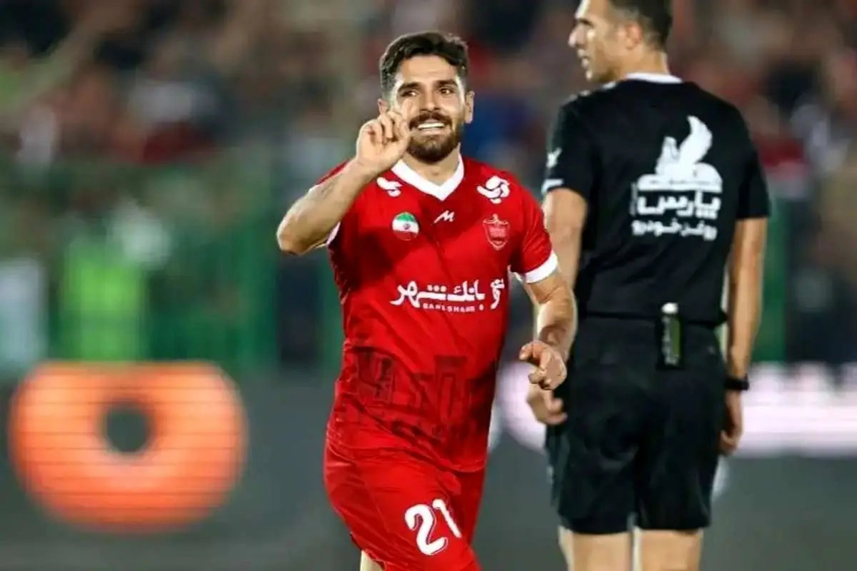 مهره گمشده پرسپولیس پیدا شد؛ پسری با پیراهن شماره 21