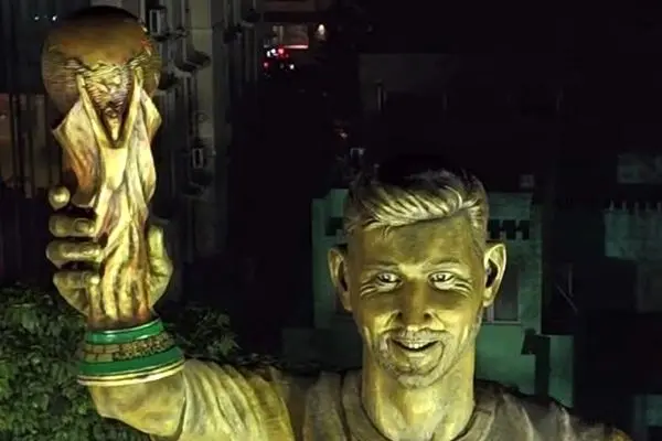 کلکته آماده رونمایی از بزرگ‌ترین مجسمه لیونل مسی در جهان