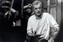 پیتر واتکینز، فیلم‌ساز برجسته بریتانیایی و برنده اسکار درگذشت