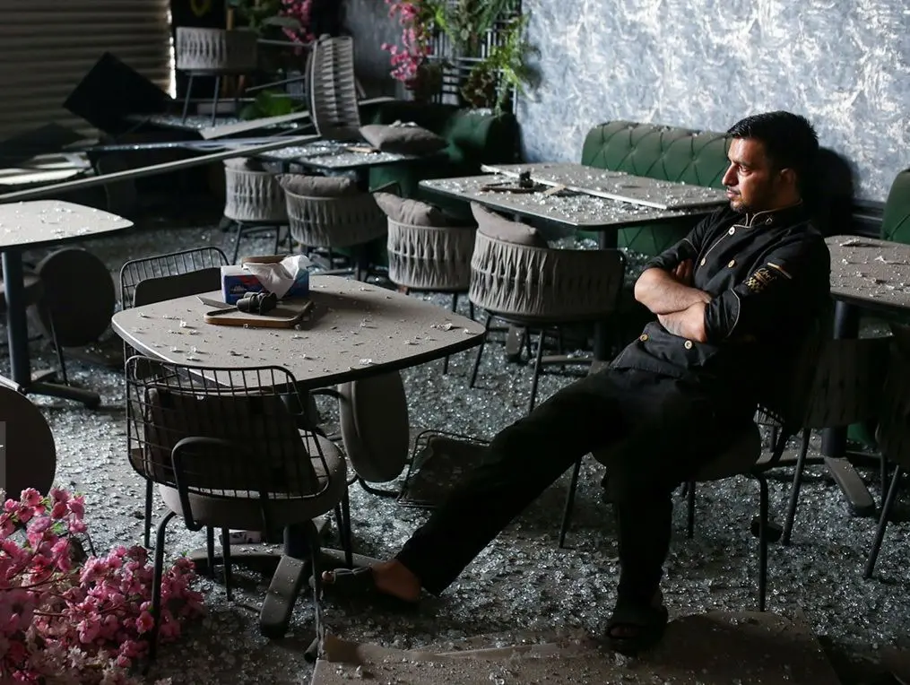 تصاویر؛ حمله به میدان شهدا