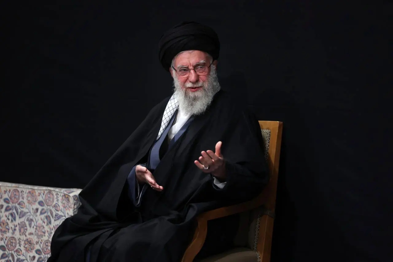 اولین شب مراسم عزادارای ایام شهادت حضرت زهرا(س) با حضور رهبر انقلاب