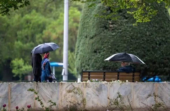 تداوم بارش باران در این استان‌ها تا پایان هفته/ وزش باد نسبتاً شدید در اغلب مناطق کشور
