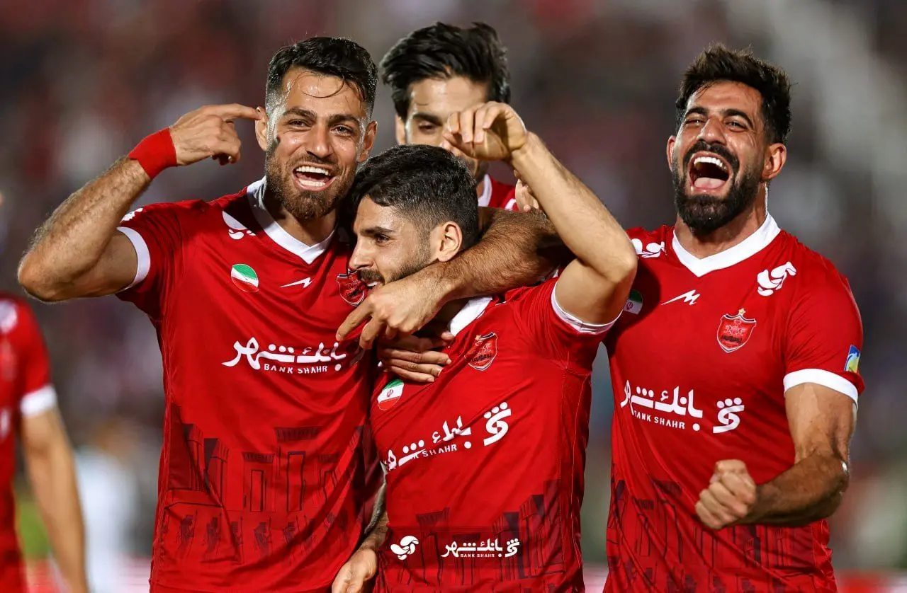 برد ۲ بر صفر پرسپولیس مقابل ذوب‌آهن؛ وداع سه امتیازی هاشمیان!